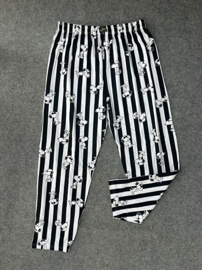 Black and white straight stripes